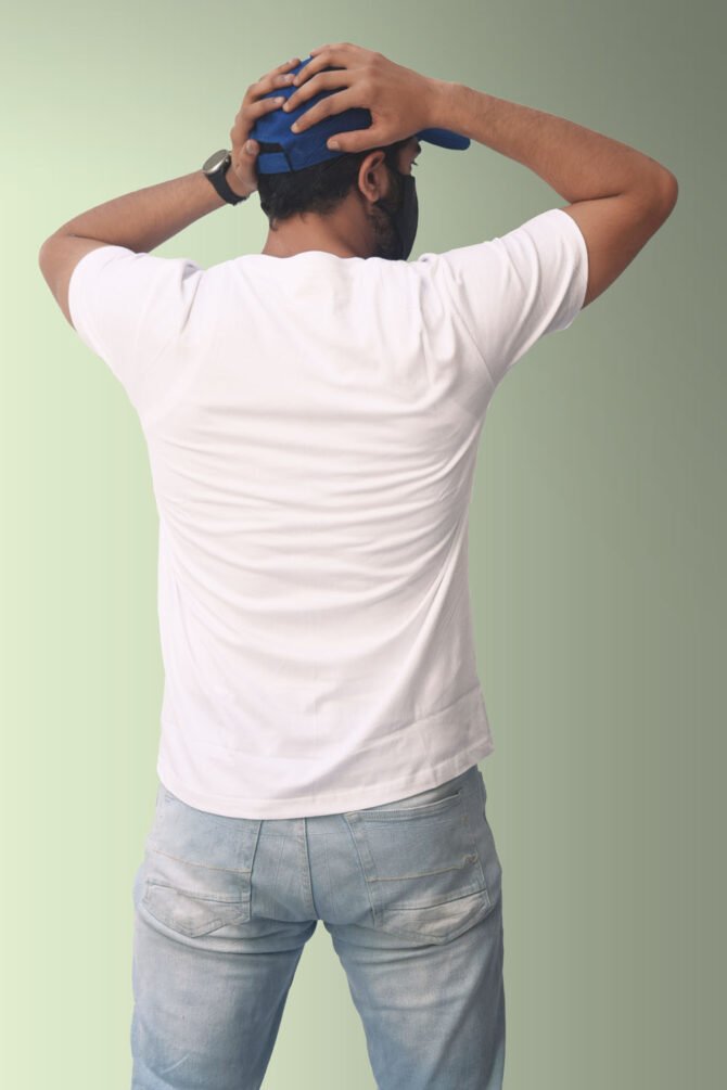 White T-shirt Kommet