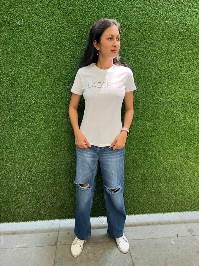 Laconic White T-shirt Kommet