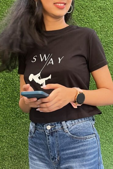 Sway Crop Top Black Kommet